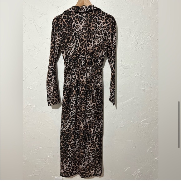 NWT LEOPARD PRINT DRESS MIDI 8/M - Picture 6 of 9